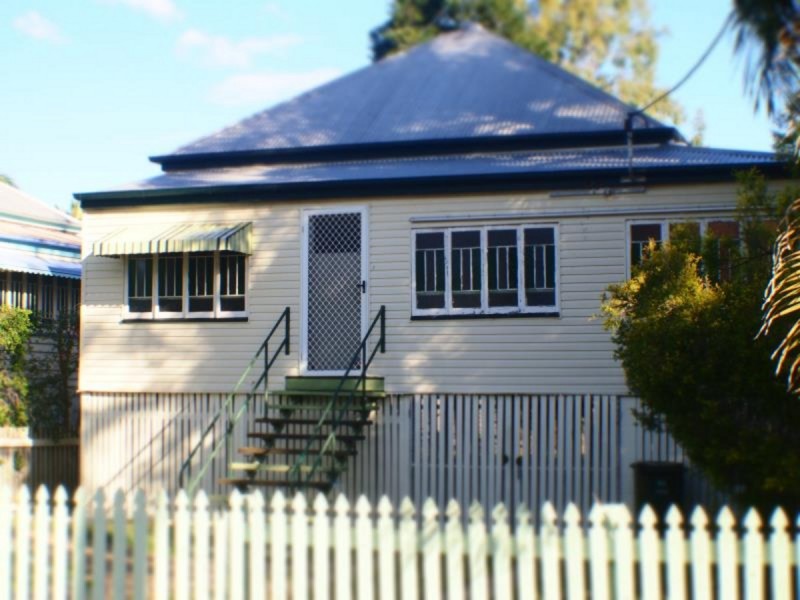 11 Pattison Street, Wandal QLD 4700